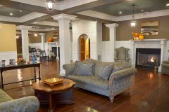 Niagara-Crossing-Lobby-Fireplace