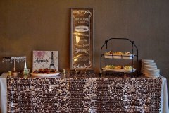 Bisto-Cafe-theme-table-at-Wedding