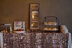 Bisto-Cafe-theme-table-at-Wedding